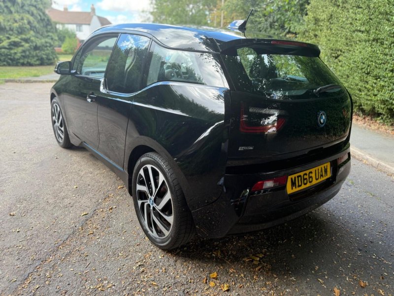 BMW I3