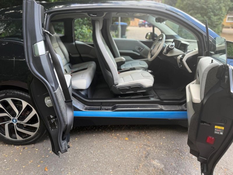 BMW I3